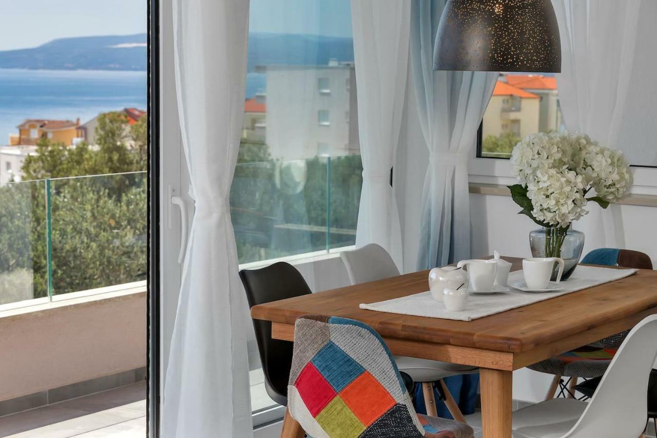 Charming Apartment Tissa With Sea View Makarska Exterior photo